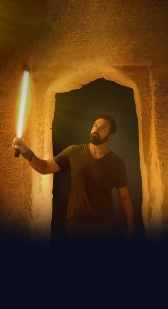 Arabia’S Best Kept Secret With Clive Standen